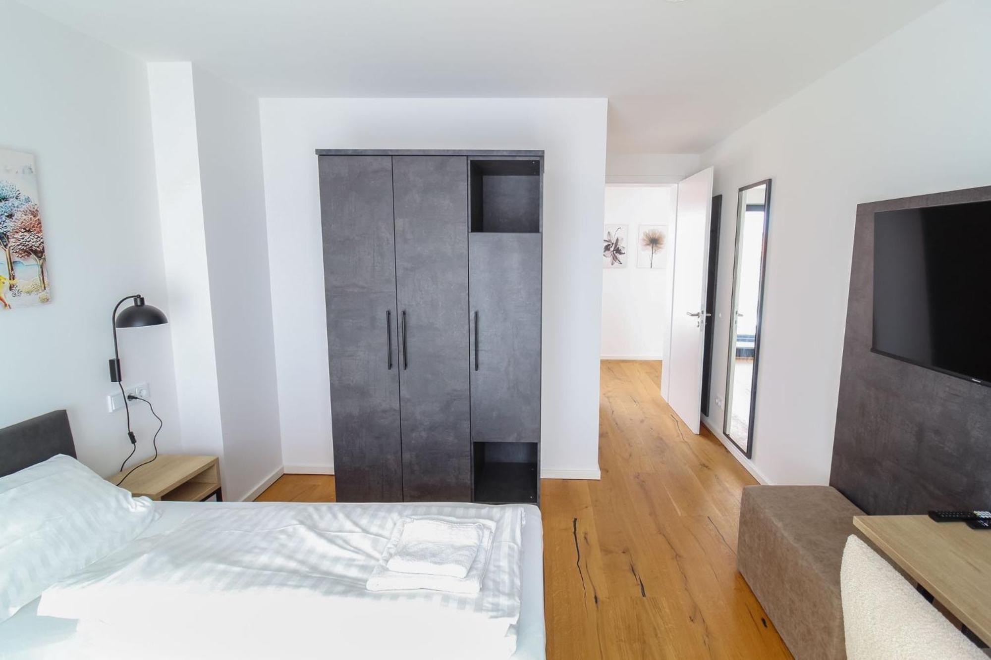 Helios Berlin Apartments Екстер'єр фото